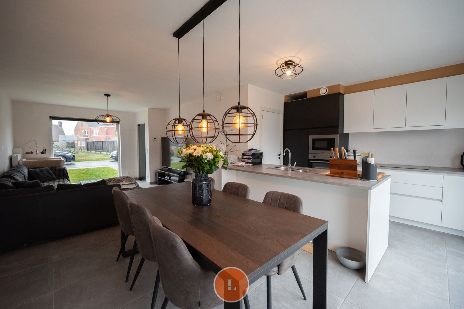 Recente (2022) HOB te koop in Geluwe foto {{pictureIndex}}