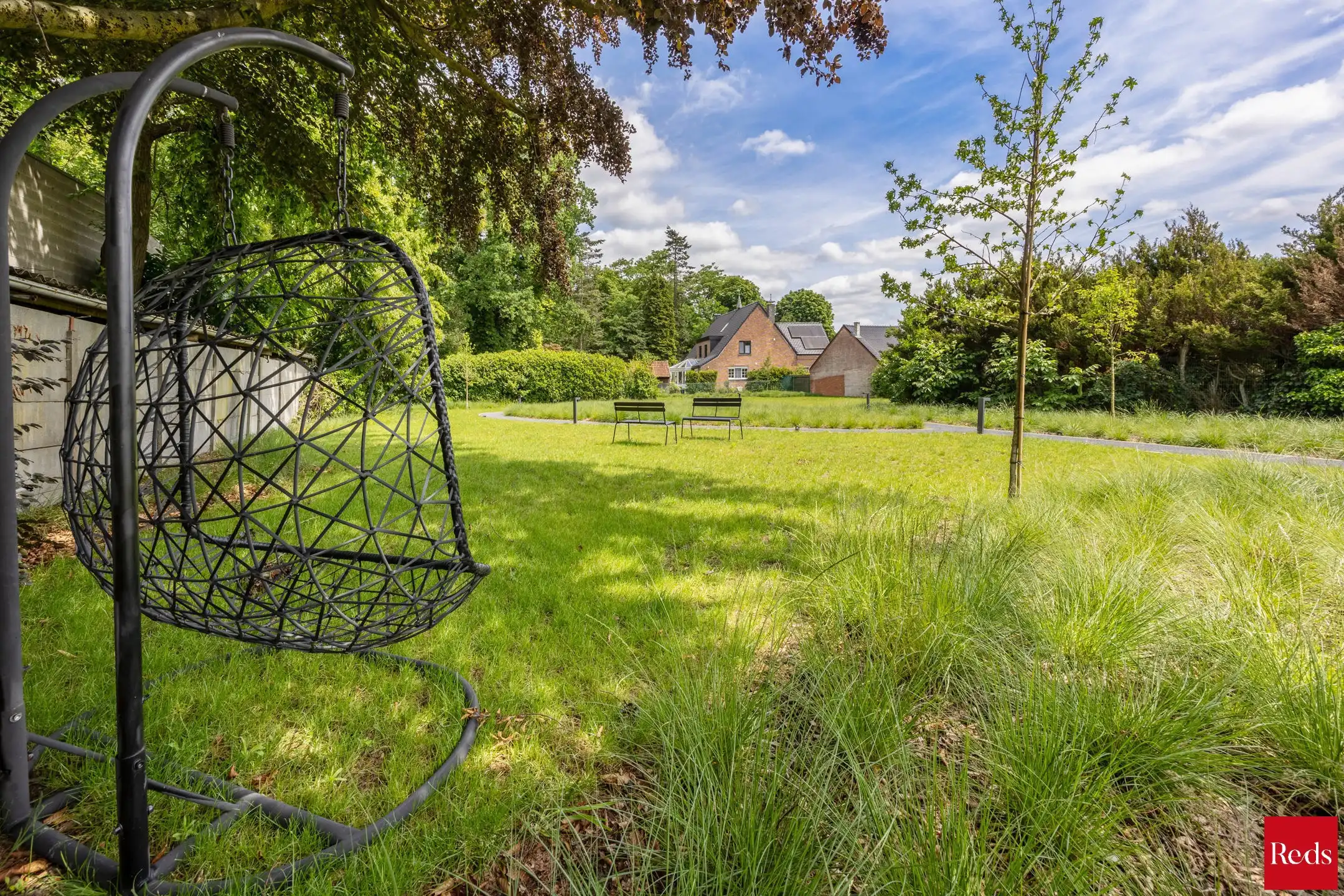 Stijlvol gelijkvloers appartement met tuin foto 28