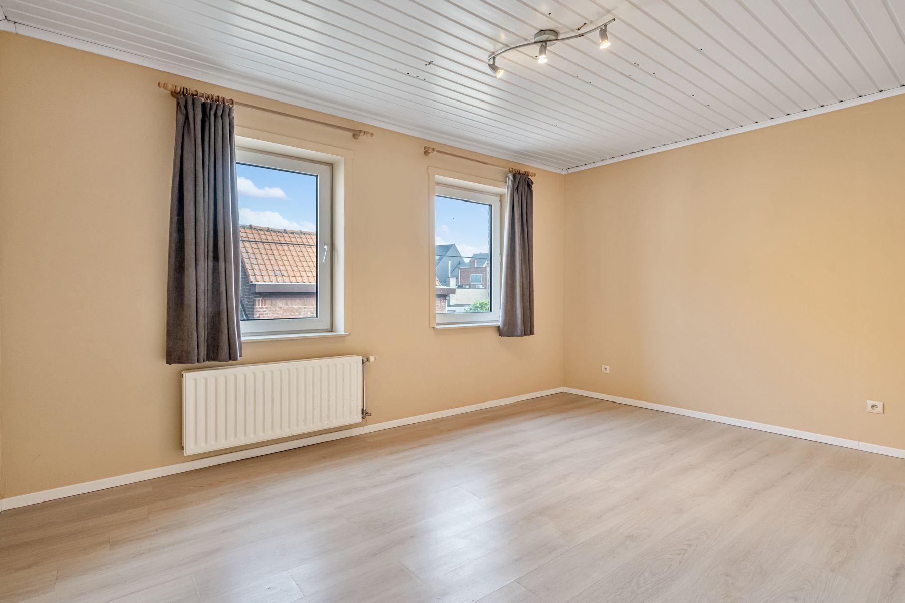 !! IN OPTIE !! Toffe en instapklare woning in het centrum van Ninove foto 10