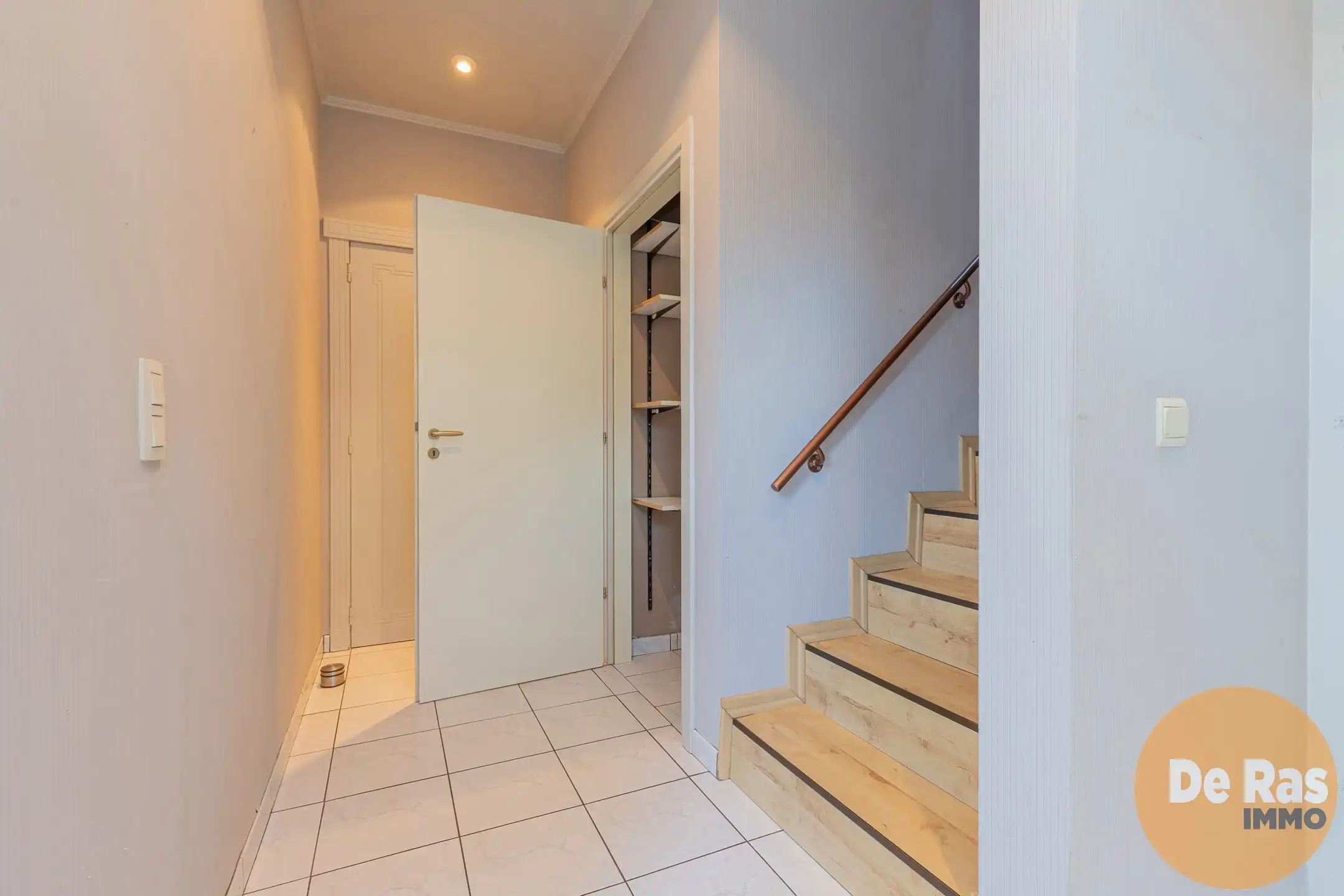 WICHELEN - Rustig gelegen instapklare woning met tuin foto 10