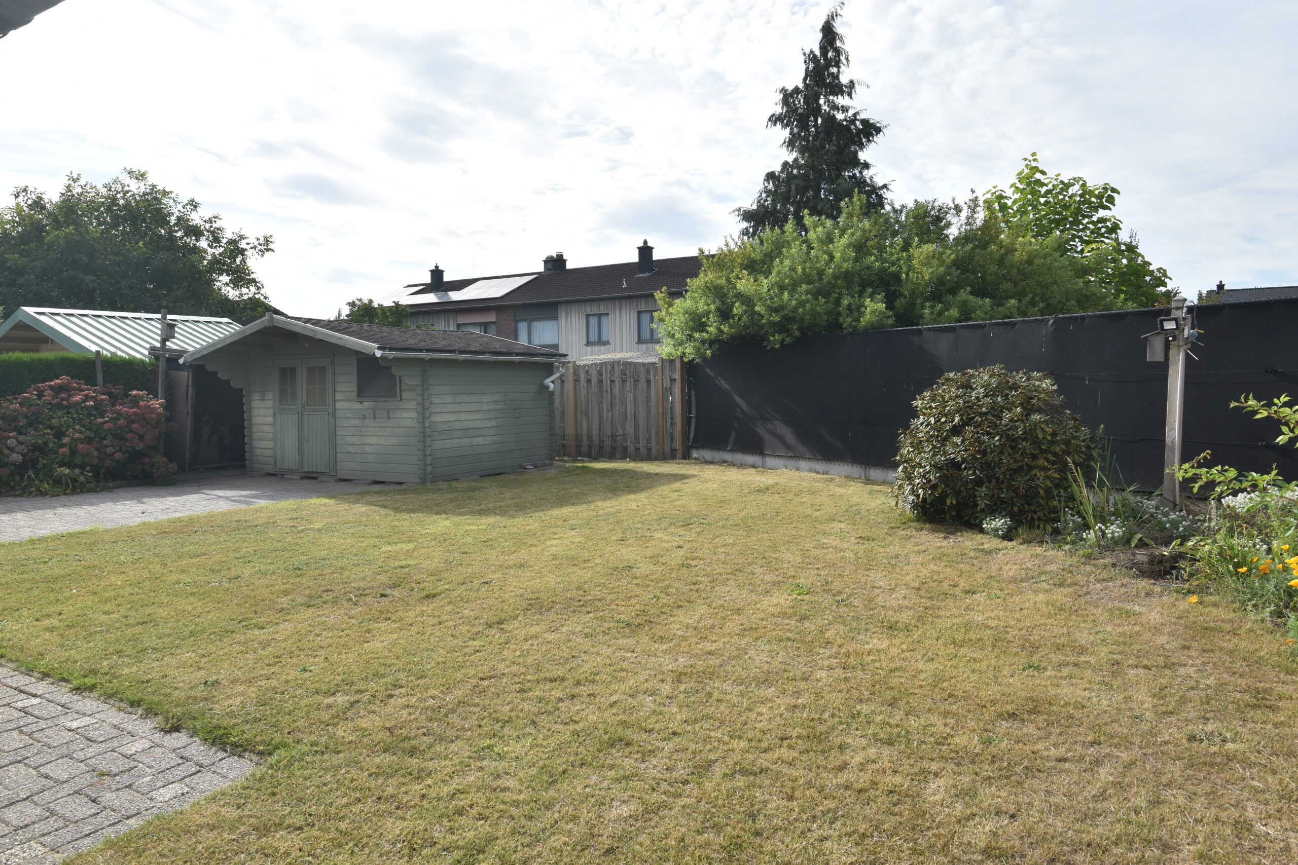 Rustig gelegen halfopen woning met tuin en garage in Sint-Niklaas foto 26