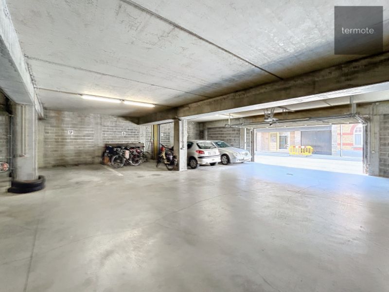 riant appartement 246m² foto 20