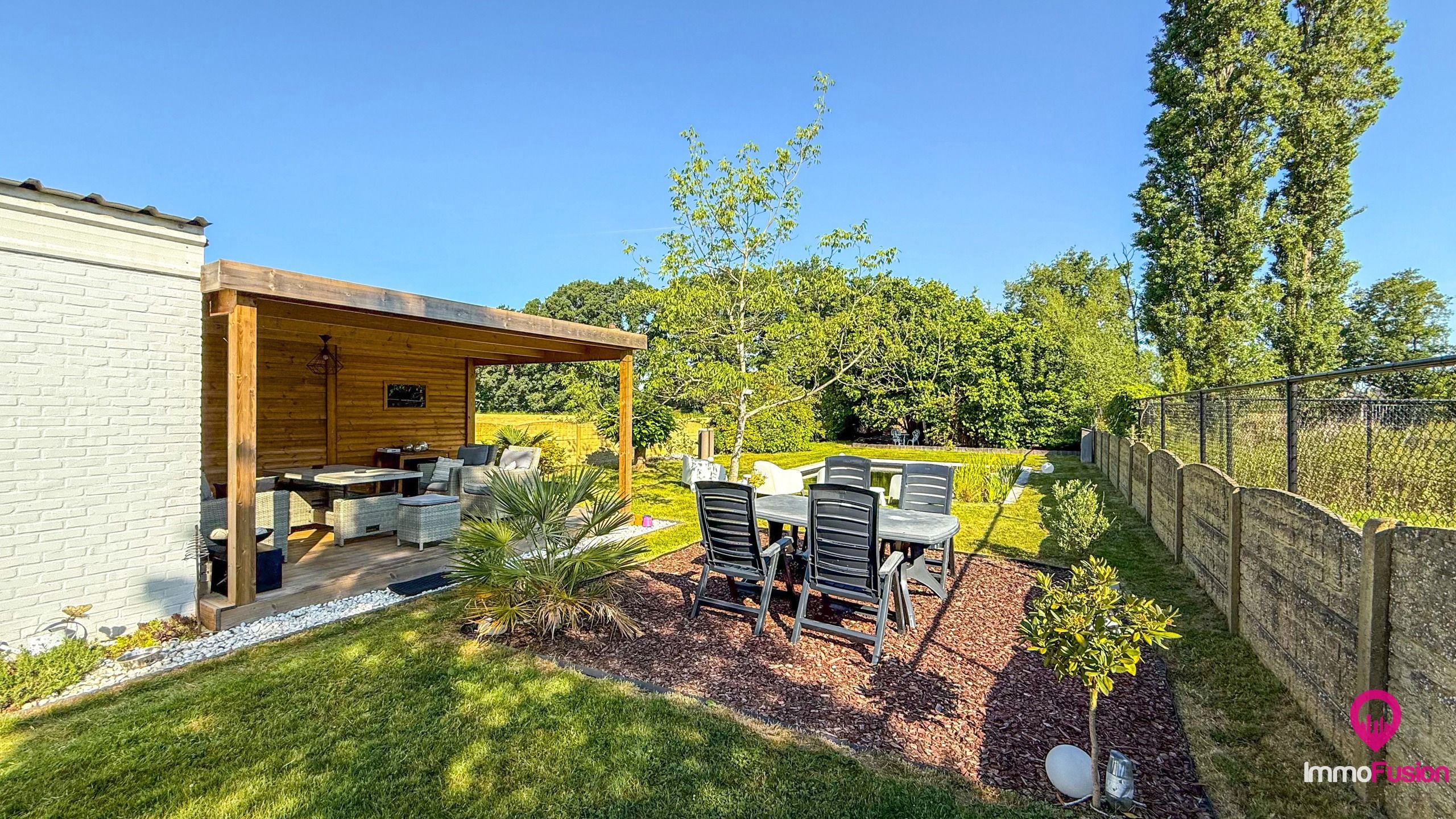 Praktische bungalowwoning met prachtige tuin en zwemvijver! foto 40