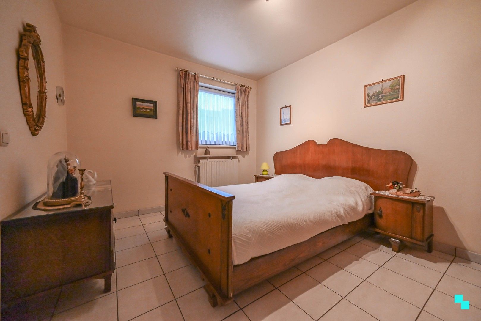 Ruim en instapklaar tweeslaapkamer appartement in hartje Izegem foto 17