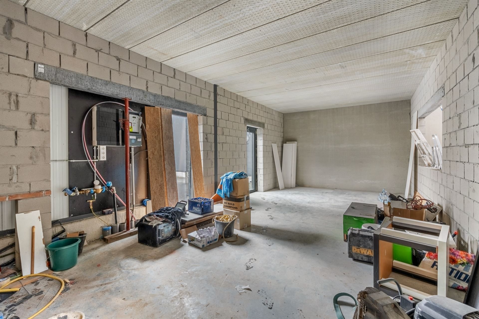 Industrieel gebouw, magazijn, opslagplaats. foto 11