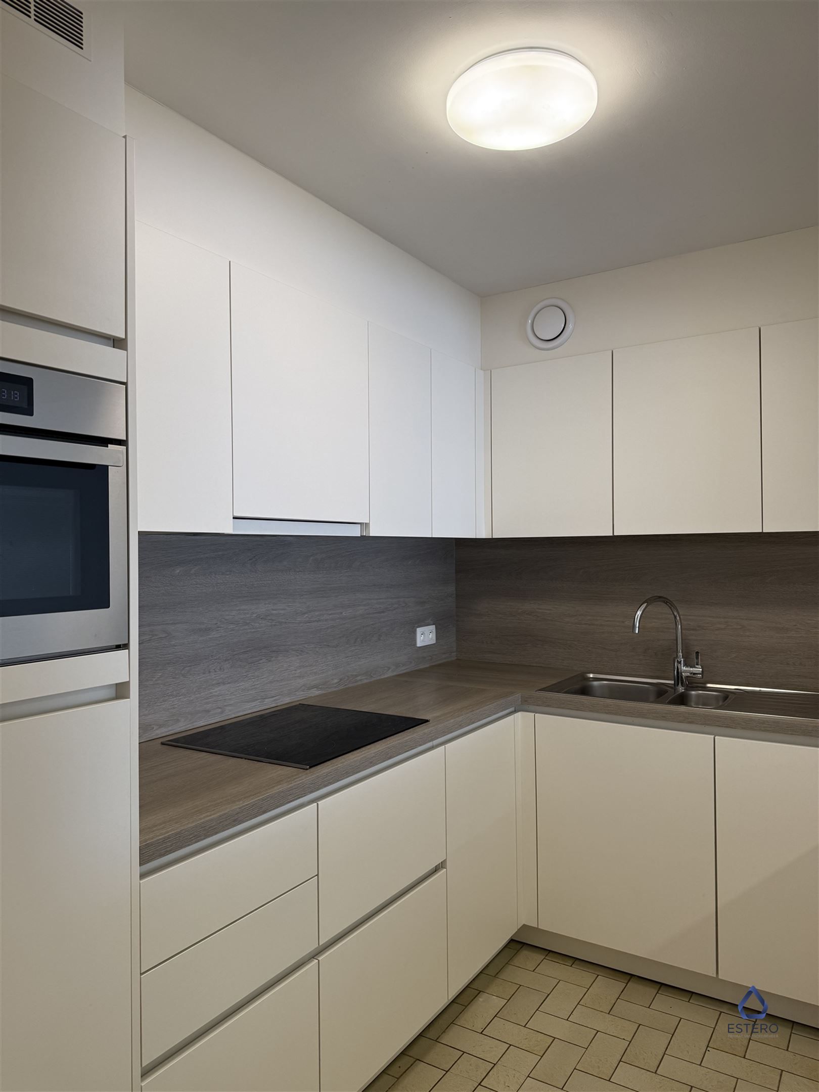Appartement met twee slaapkamers en parking centrum Aalst foto 5