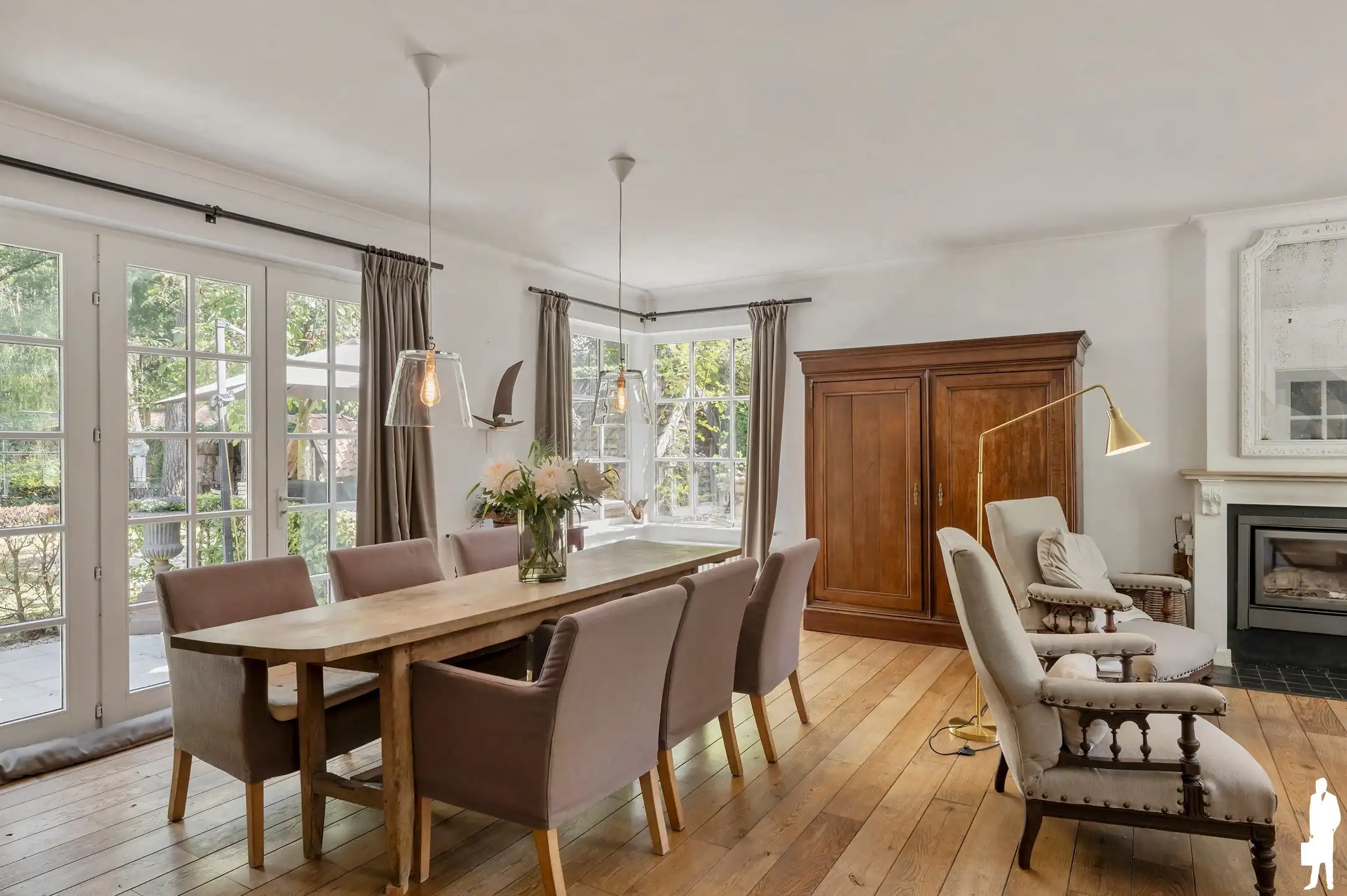 Tijdloze villa op mooi perceel van ca. 1.841m² in een uiterst rustige omgeving in Brasschaat! foto 4
