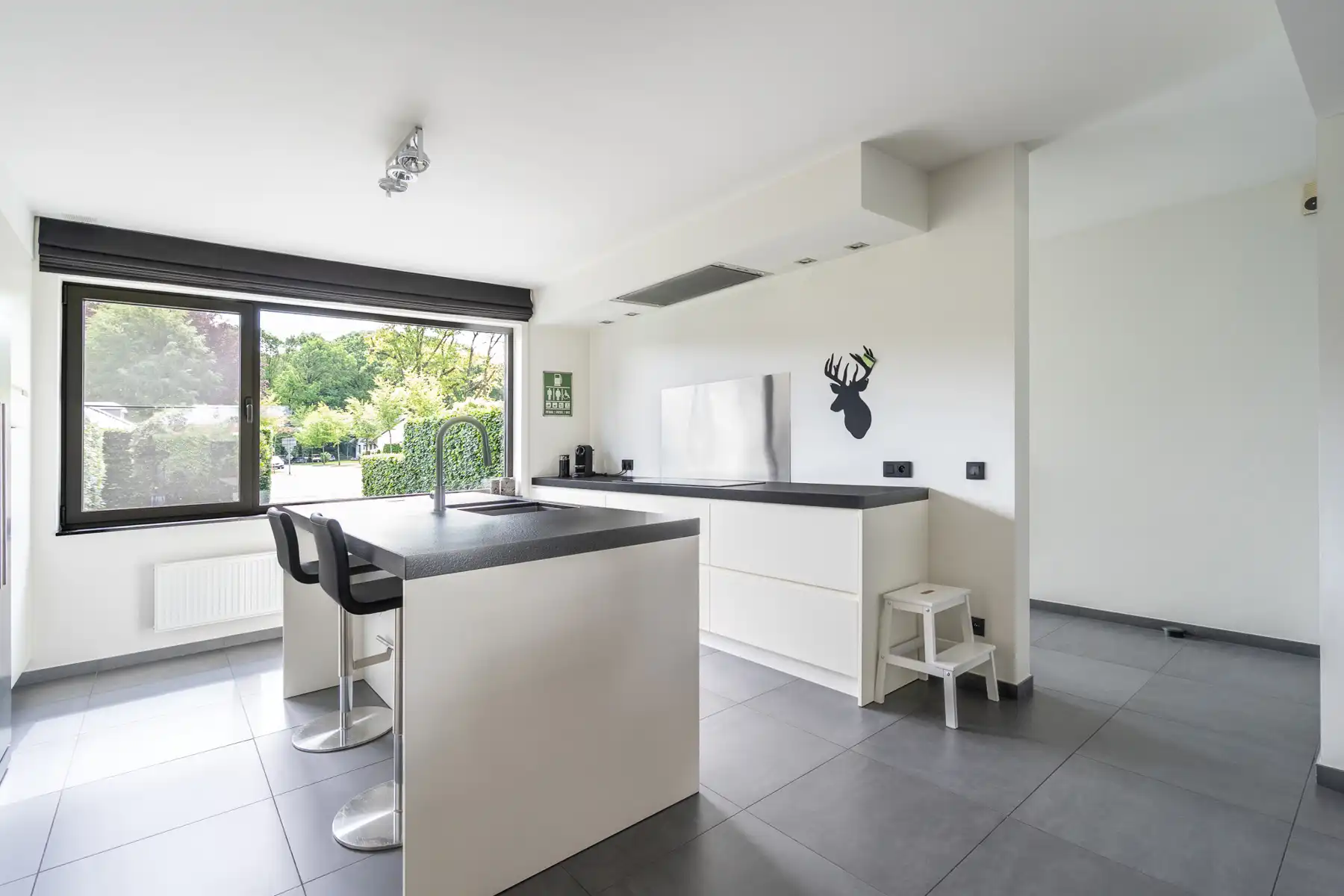 Woning te koop in Wuustwezel | 3 slaapkamers, afgewerkte zolder en moderne keuken foto 6