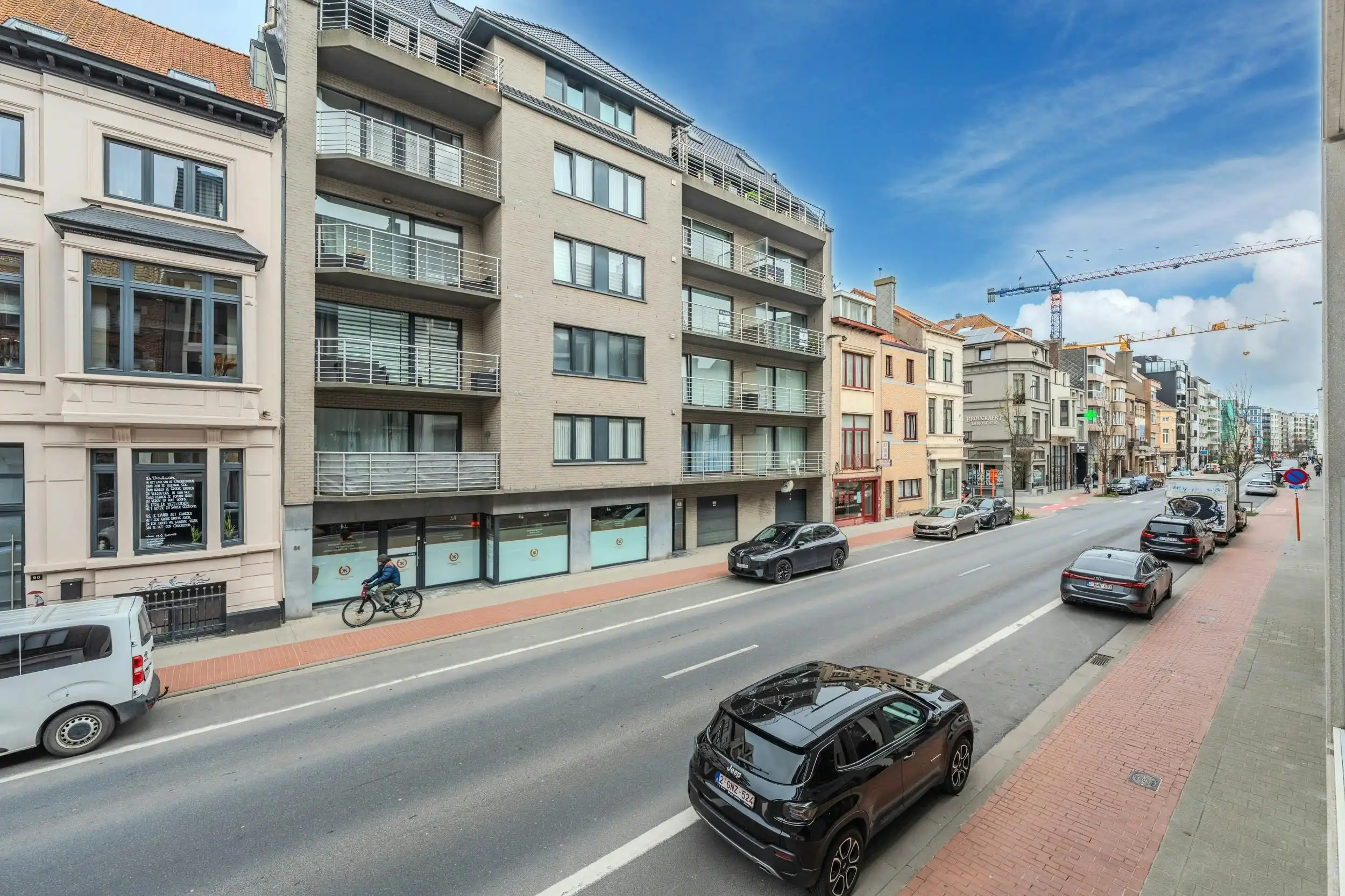 Recent 2-slaapkamerappartement met terras te Oostende  foto 19