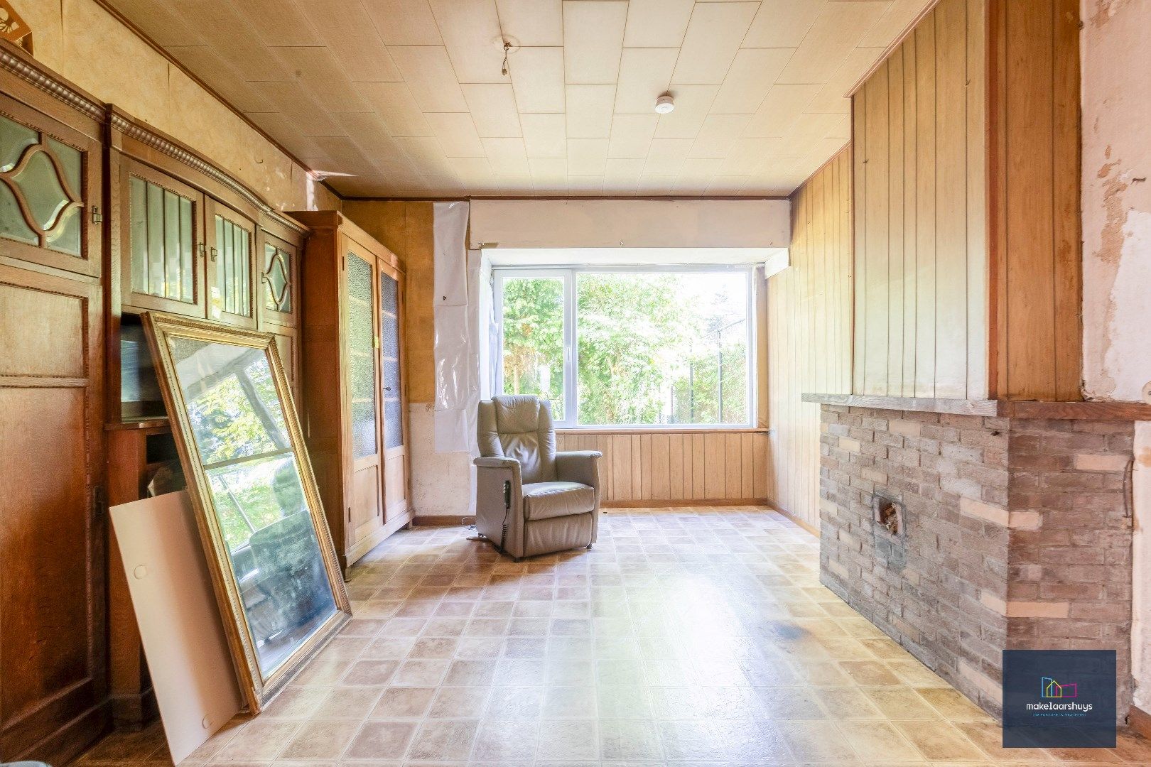 VERKOCHT !!! Residentieel gelegen  te renoveren halfopen bebouwing met tuin  foto 4