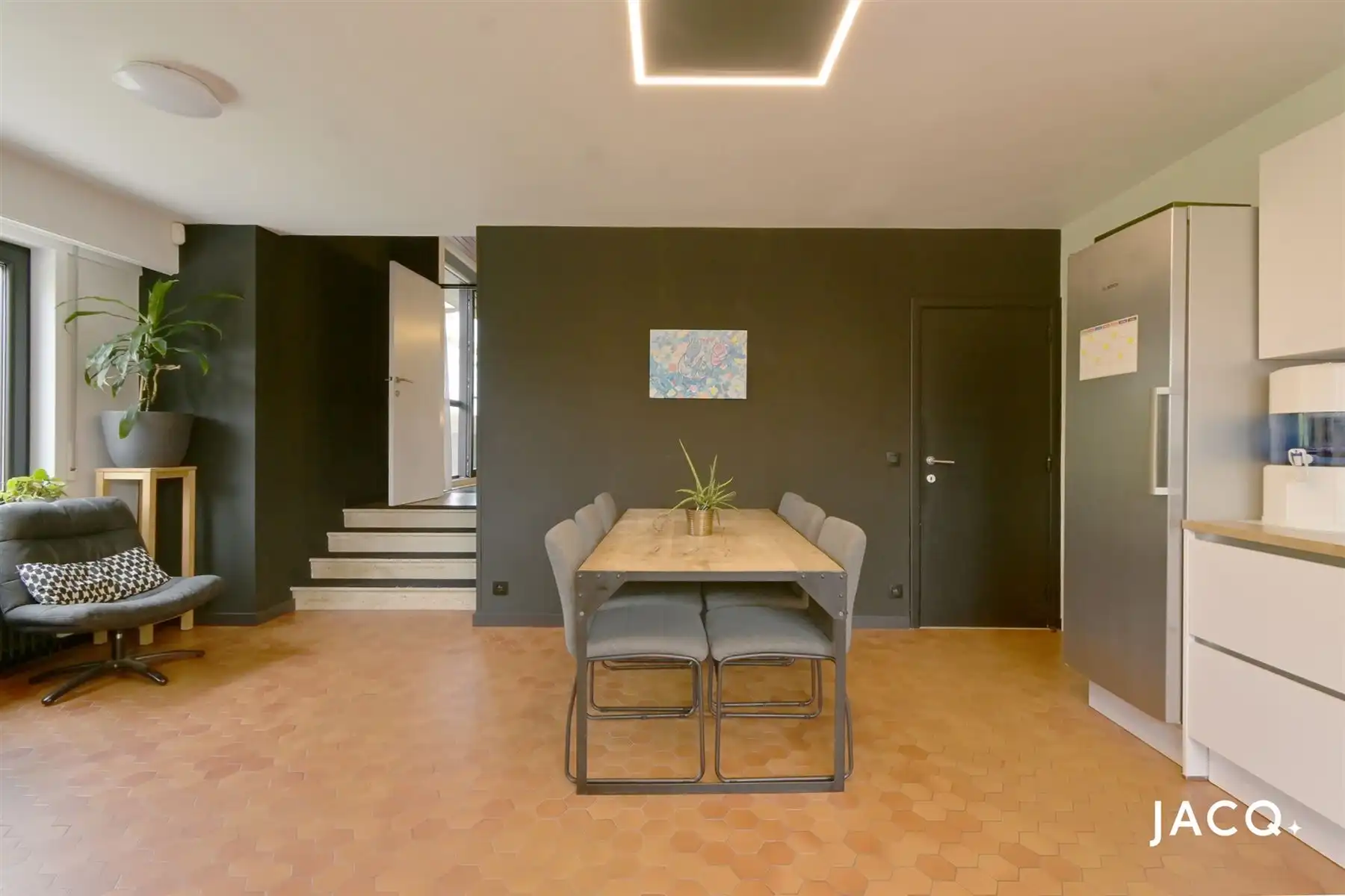Charmante villa met 4 à 5 slpk's op een perceel van 1592m²! foto 5