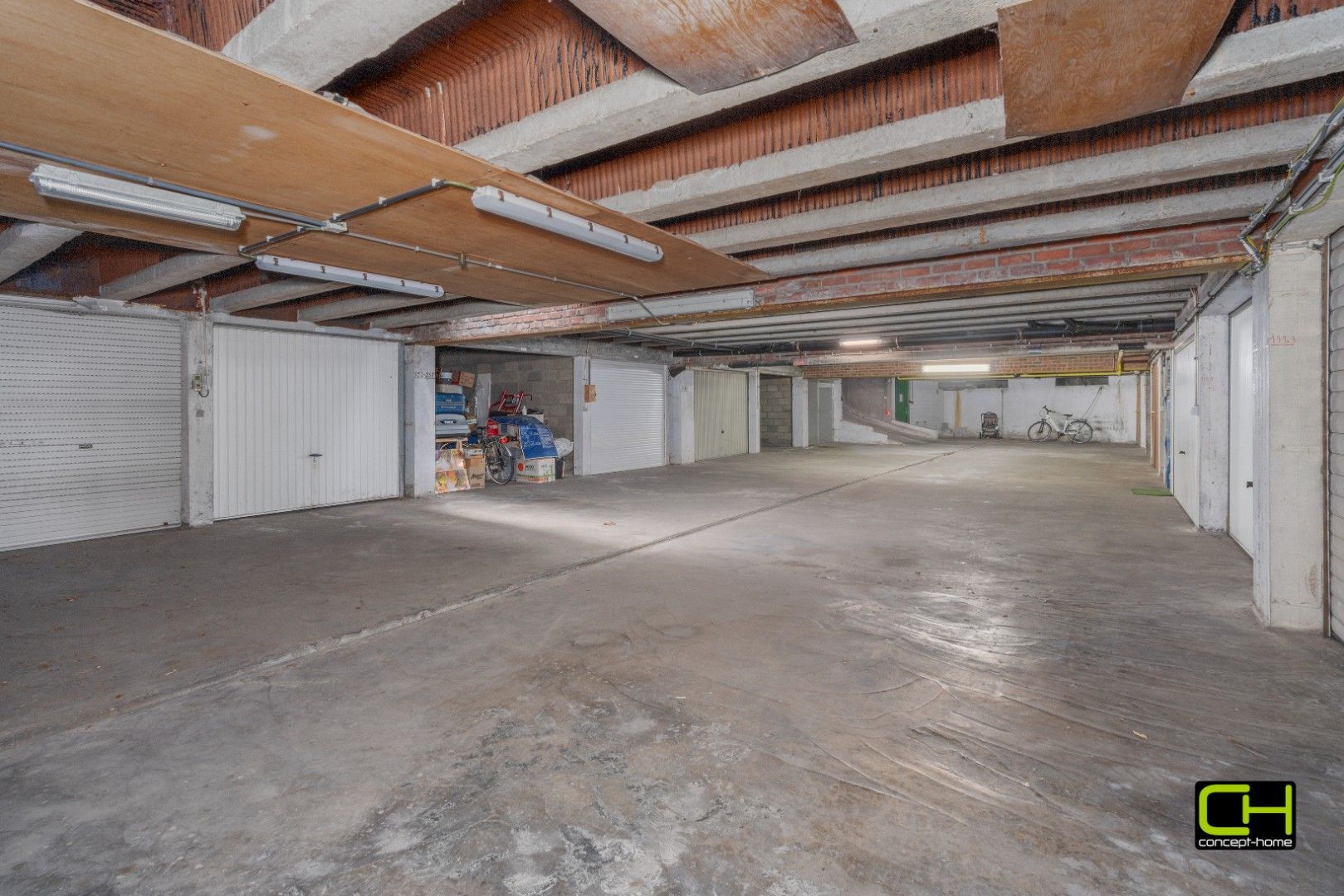 Appartement met twee slaapkamers en garage te koop in Waarschoot foto 15