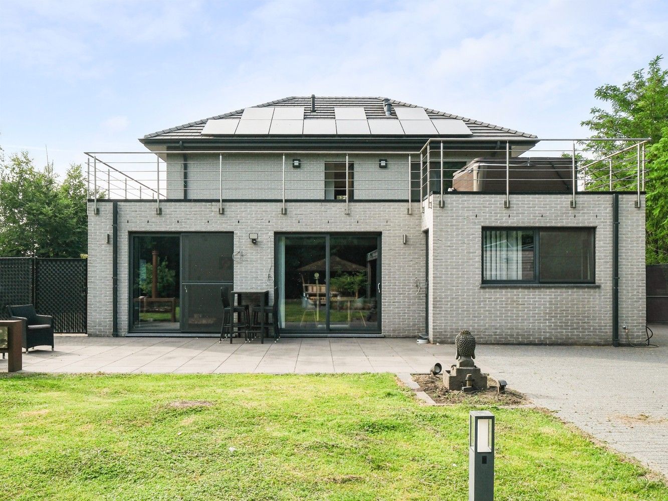 Retailpand met woonst foto 7