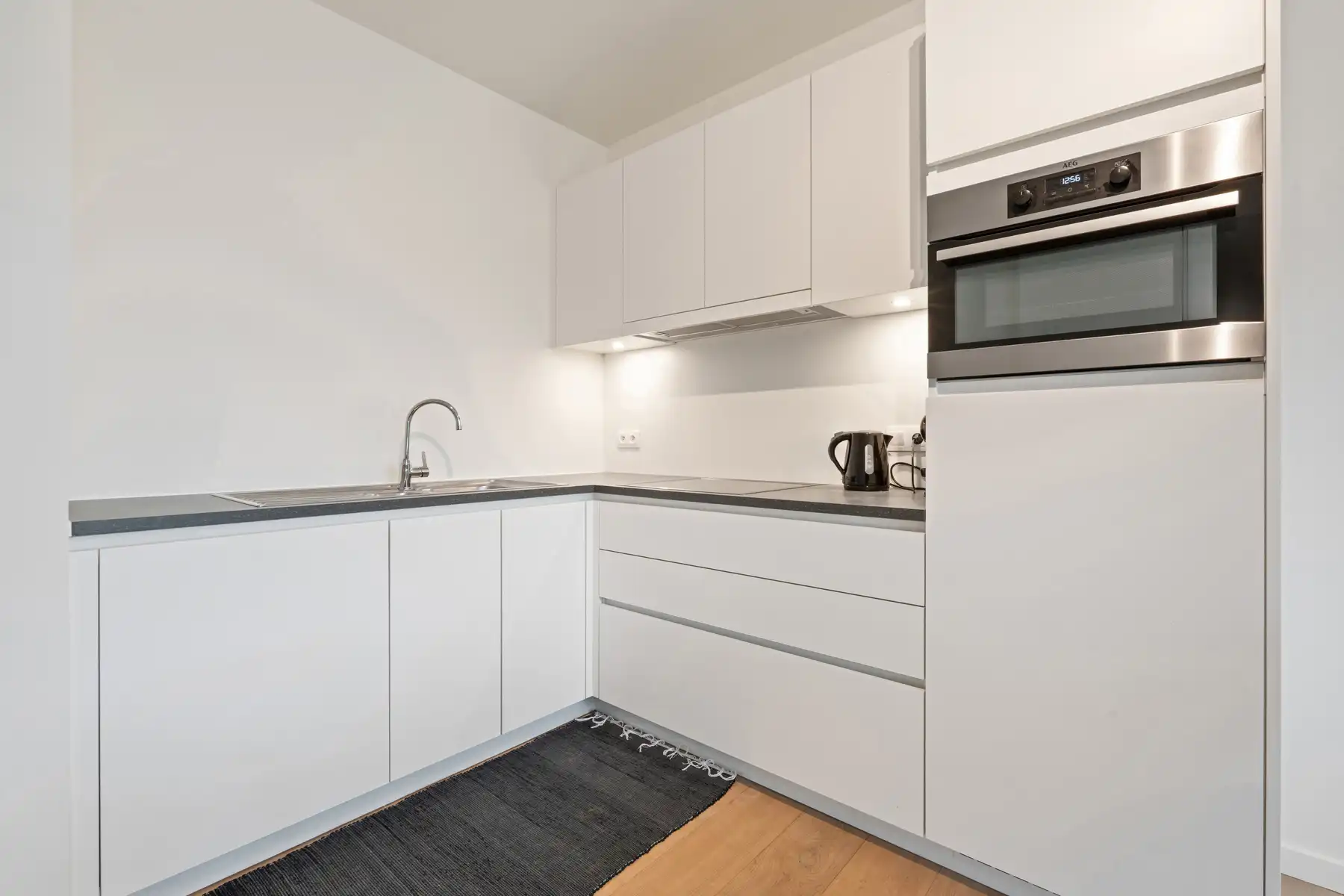 Moderne assistentiewoning met terras foto 5