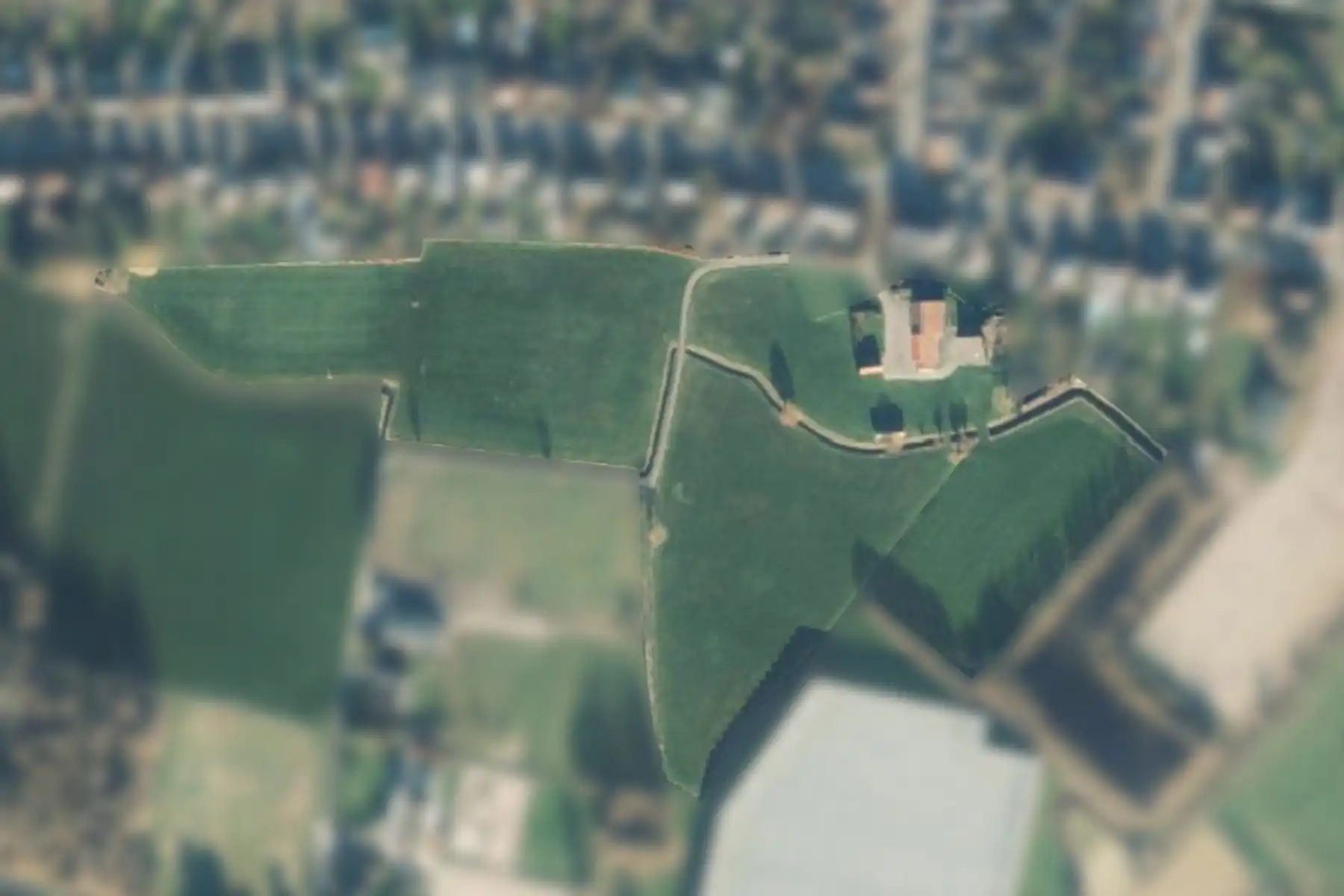 Ruime authentieke hoeve op een perceel van 47.440m². foto 23