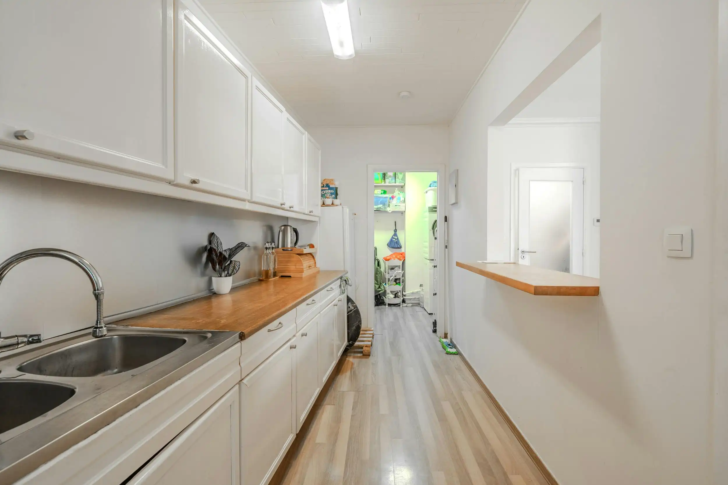 Instapklaar 2-slaapkamer appartement te centrum Oostende foto 6