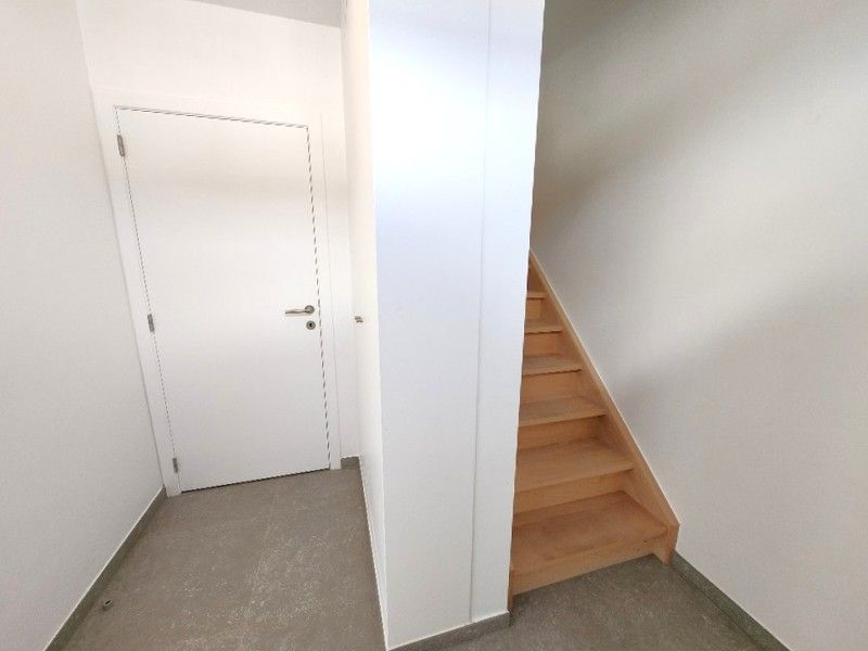 🏠 Te huur: Landelijke nieuwbouwwoning met 3 slaapkamers in rustige woonwijk – Graanstraat 57, Meulebeke foto 2