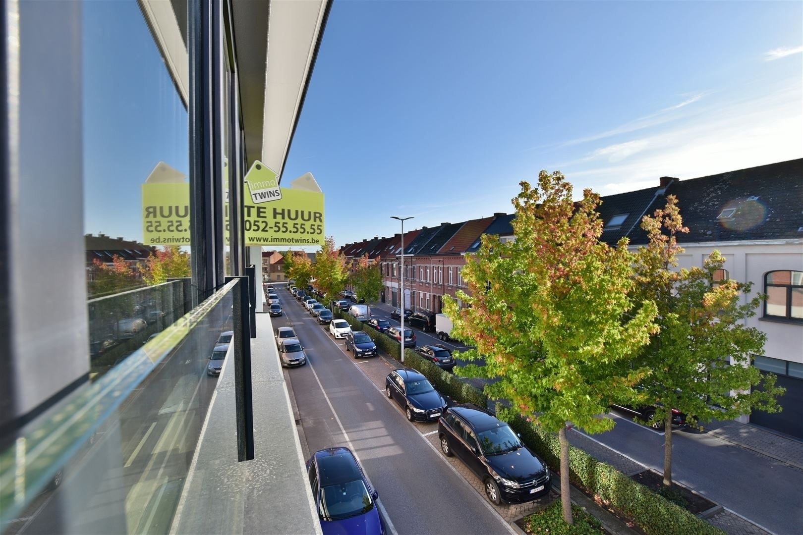 Prachtig dakappartement met terras, gelegen in het hartje van Sint-Gillis-Dendermonde. foto 24