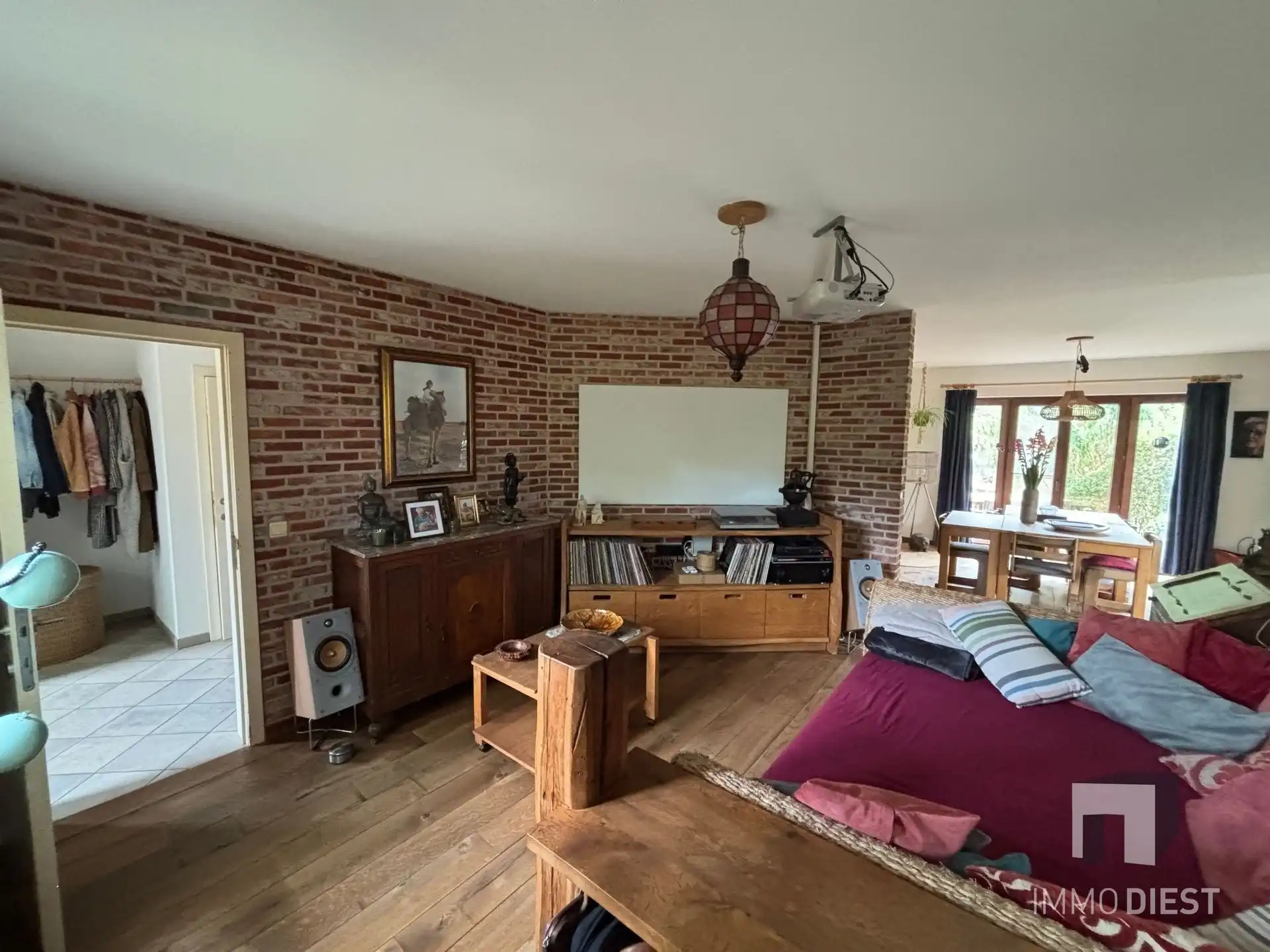 Ruim wonen in het groen van Koersel foto 7