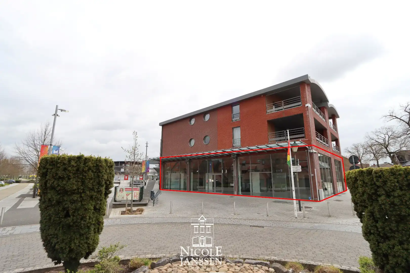 Commerciële ruimte te huur Kloosterbempden 1 - - 3680 Maaseik