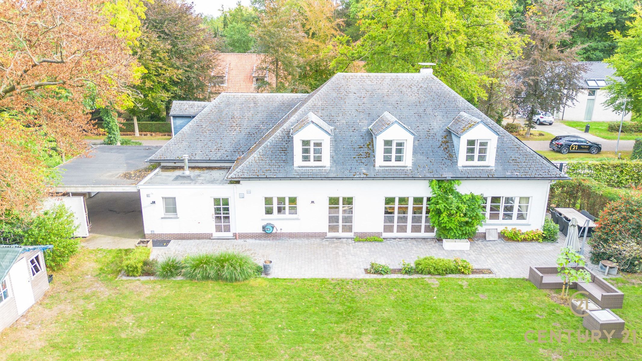 Tijdloze, instapklare villa met 5 slpk en 3 badk op ca1521m² foto 35