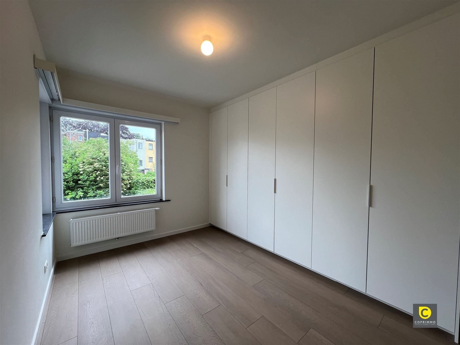 Gerenoveerd 2-slk appartement op toplocatie!  foto 3