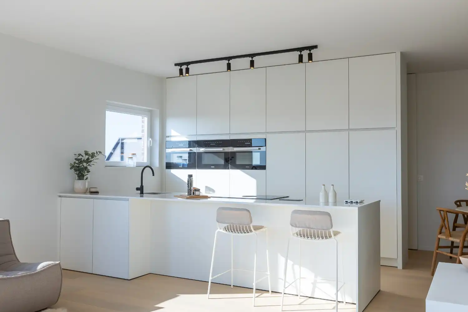 Gerenoveerd penthouse appartement met riant terras foto 3