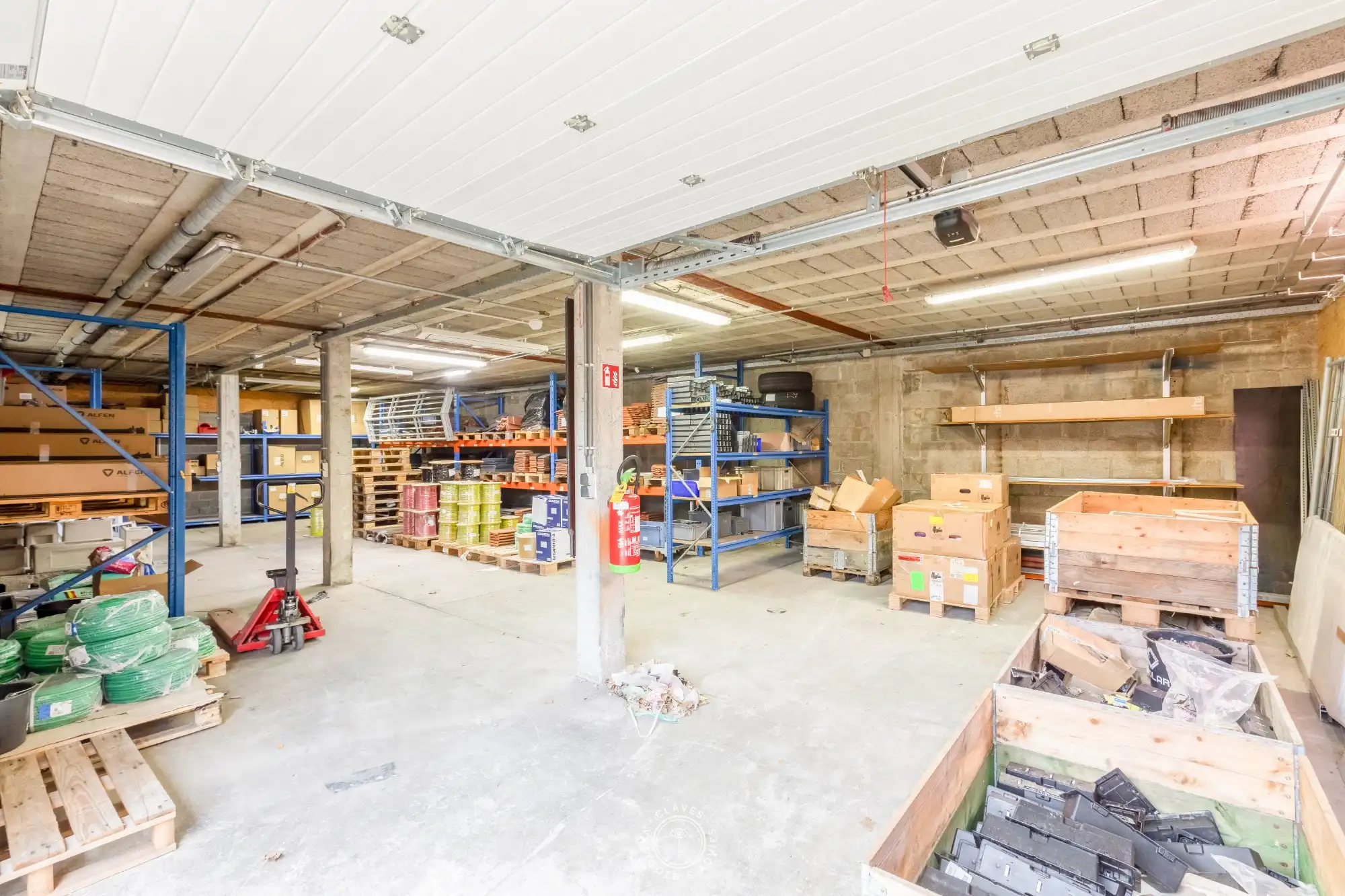 Operationele uitvalsbasis voor KMO — kantoor + loods + magazijn, regio Waasland foto 25