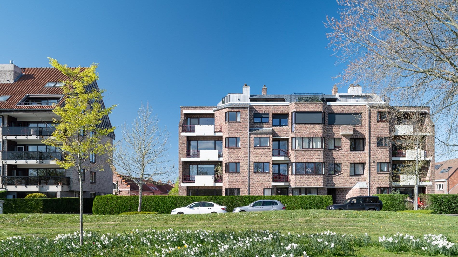 Prachtig gelegen appartement met tuin te Brugge. Parking inbegrepen. foto 26