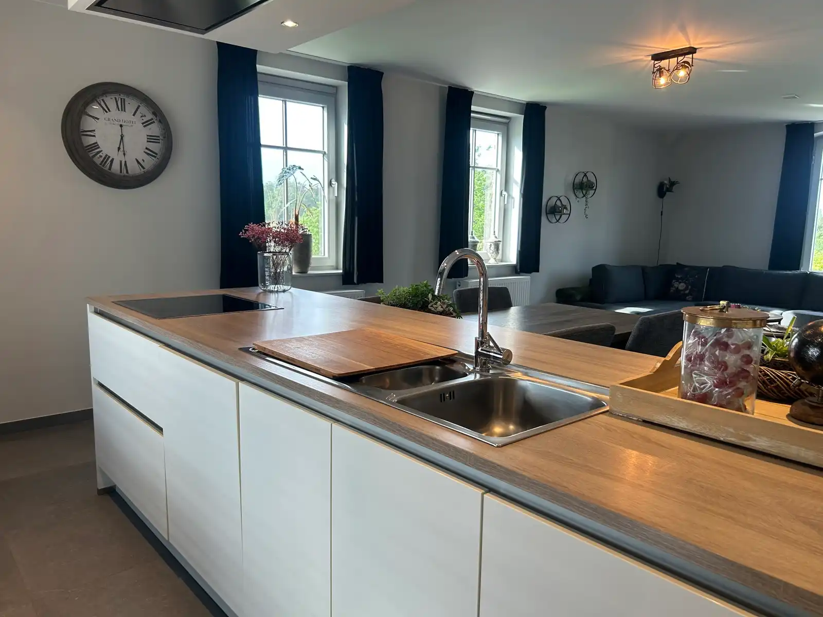 Appartement te huur foto 2