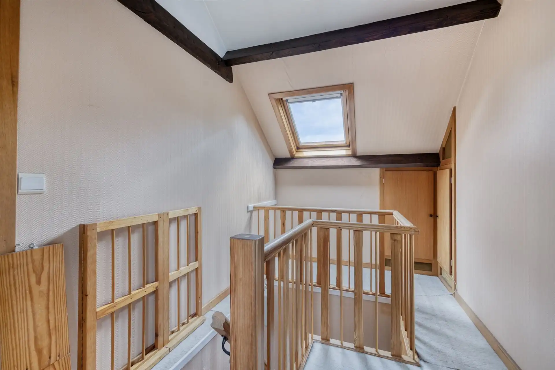 Eigendom, ideaal voor vrij beroep, gelegen op drukste steenweg van Overijse, AAA-locatie foto 11