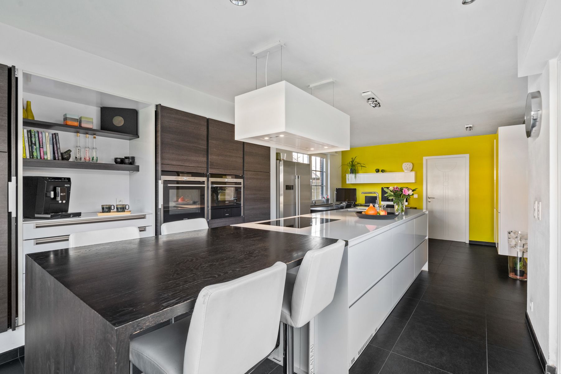 IN OPTIE - Energiezuinige villa met zwembad in een doodlopende straat. foto 12