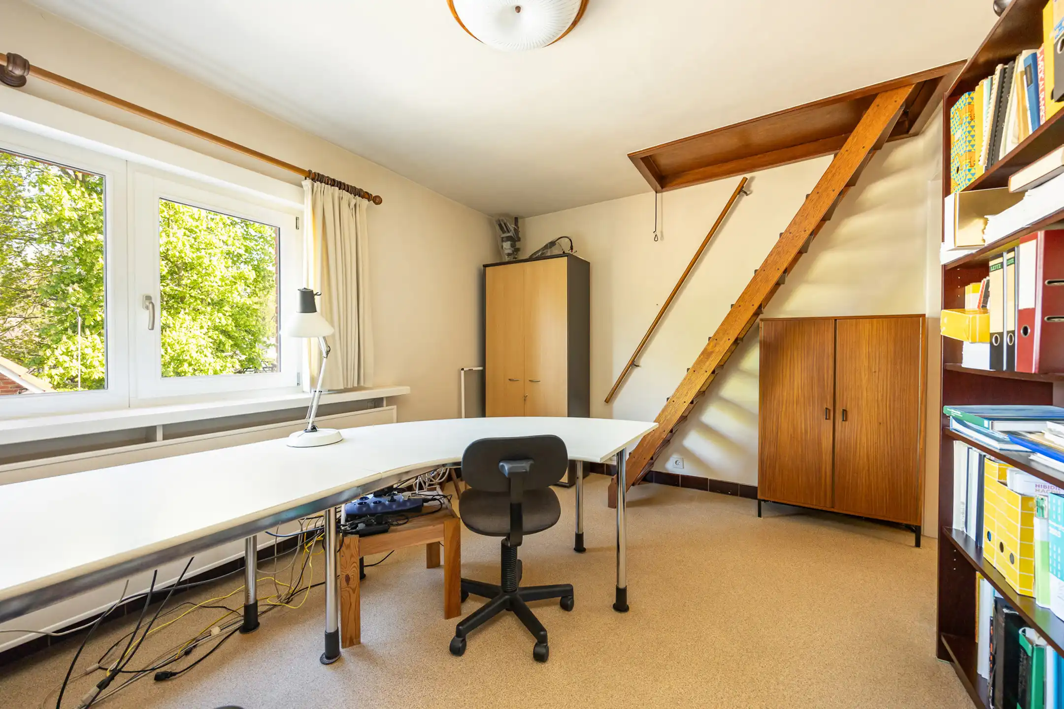 Charmante woning met 4 slpks op 742 m² met achteringang foto 28