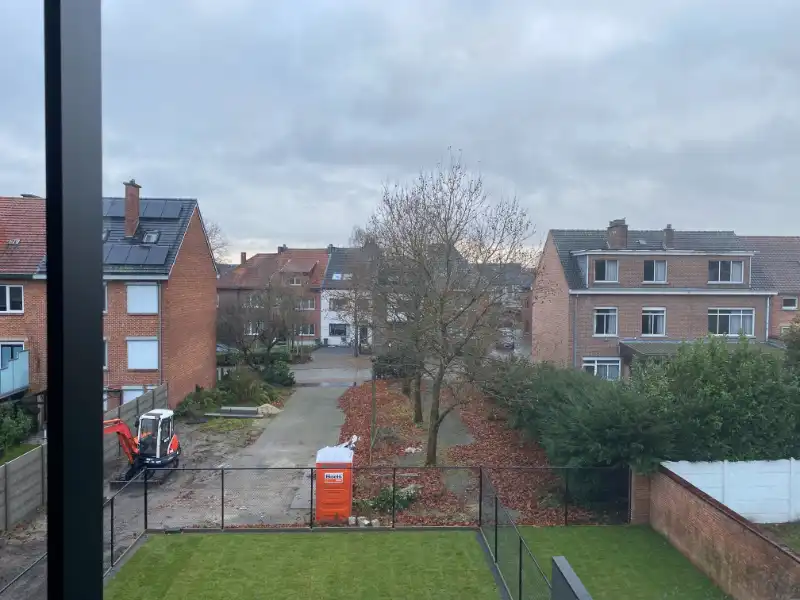 Instapklaar 2 slaapkamer appartement vlakbij centrum foto 5