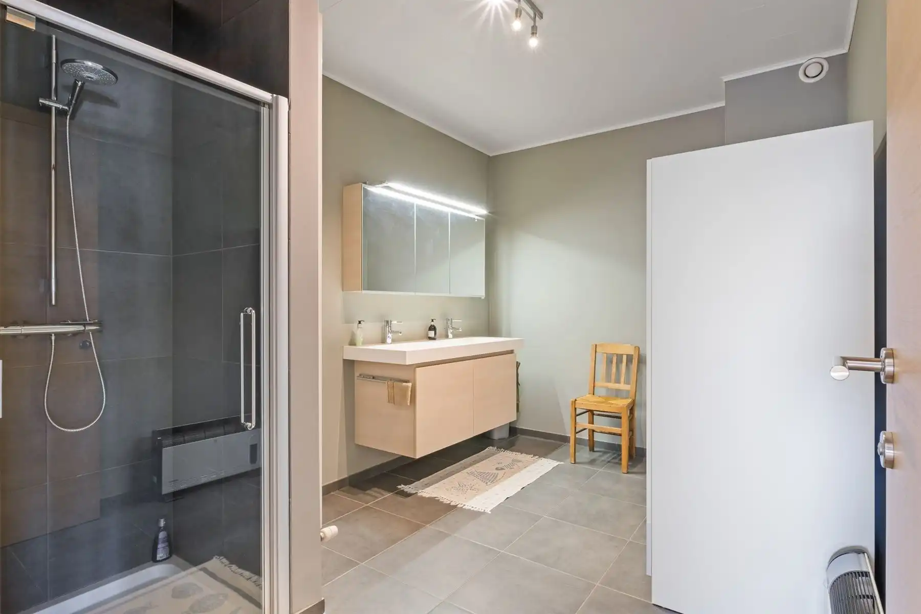 Appartement met 3 slaapkamers en ruime terrassen foto 9