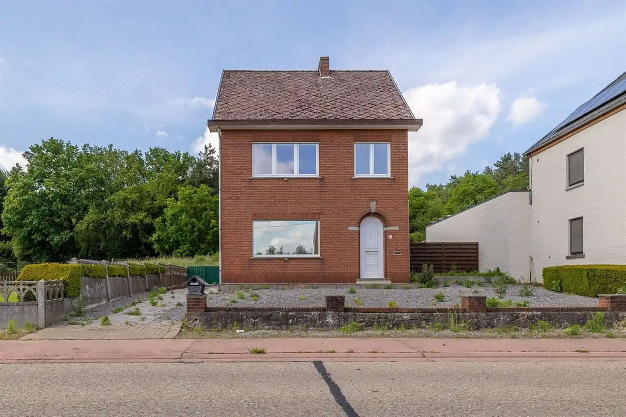 Karaktervolle woning met grote tuin, bijgebouwen en uitbreidbaar zoldervolume op een verrassend diep perceel foto 41