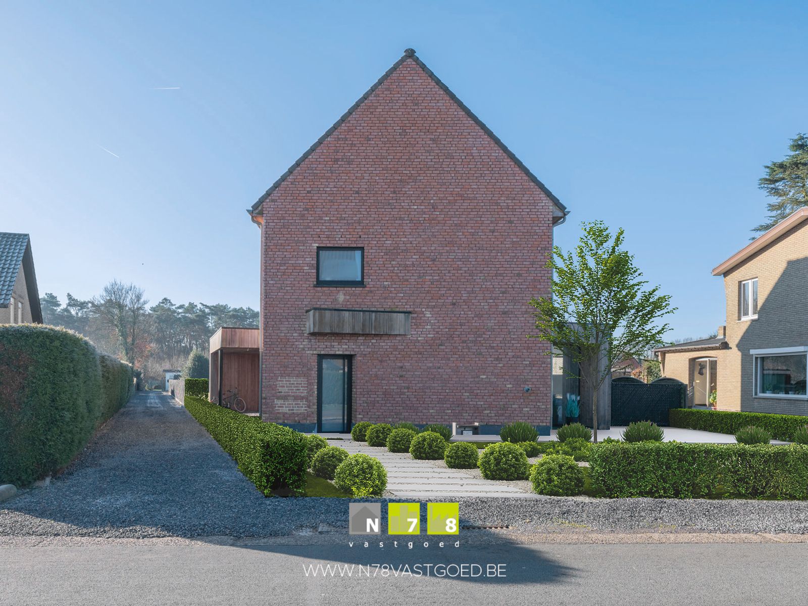 Huis te koop foto {{pictureIndex}}