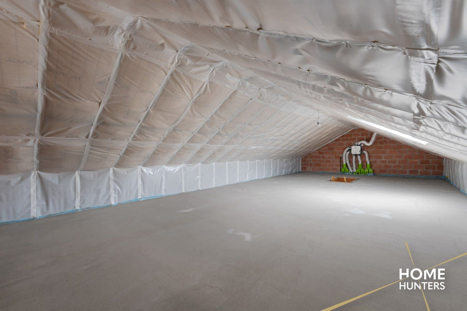 Luxe gelijkvloerse nieuwbouwvilla met 2 slaapkamers en een ruime garage op een groot perceel foto 31