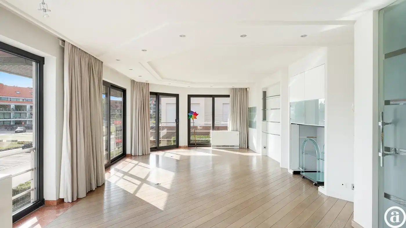 Ruim appartement met zij zeezicht nabij het Albertstrand     foto 4