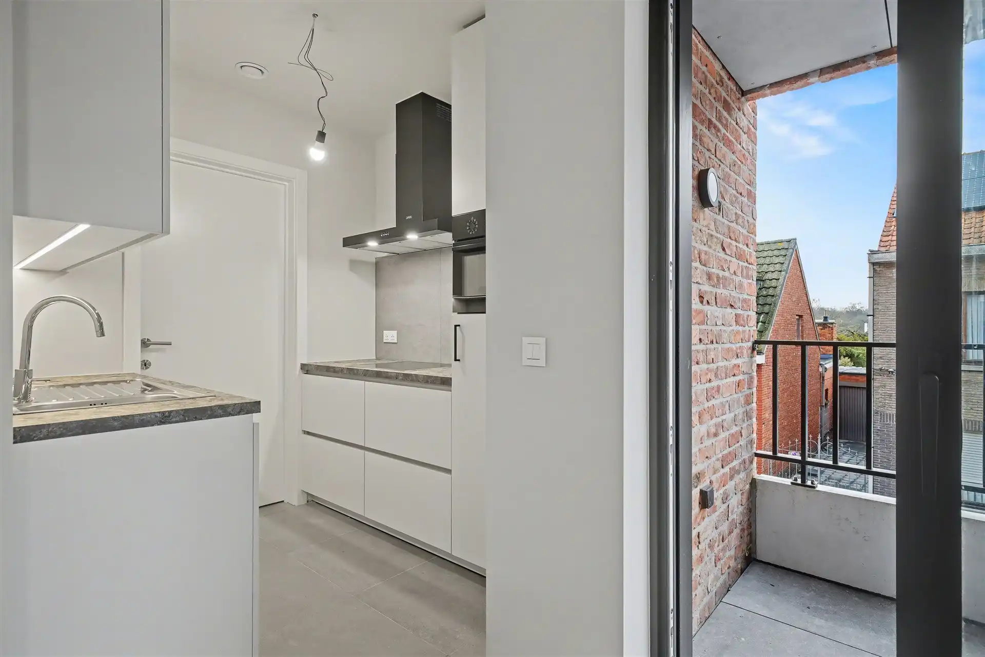 Afgewerkt nieuwbouwappartement met 1 slaapkamer en garage (67m²) foto 5