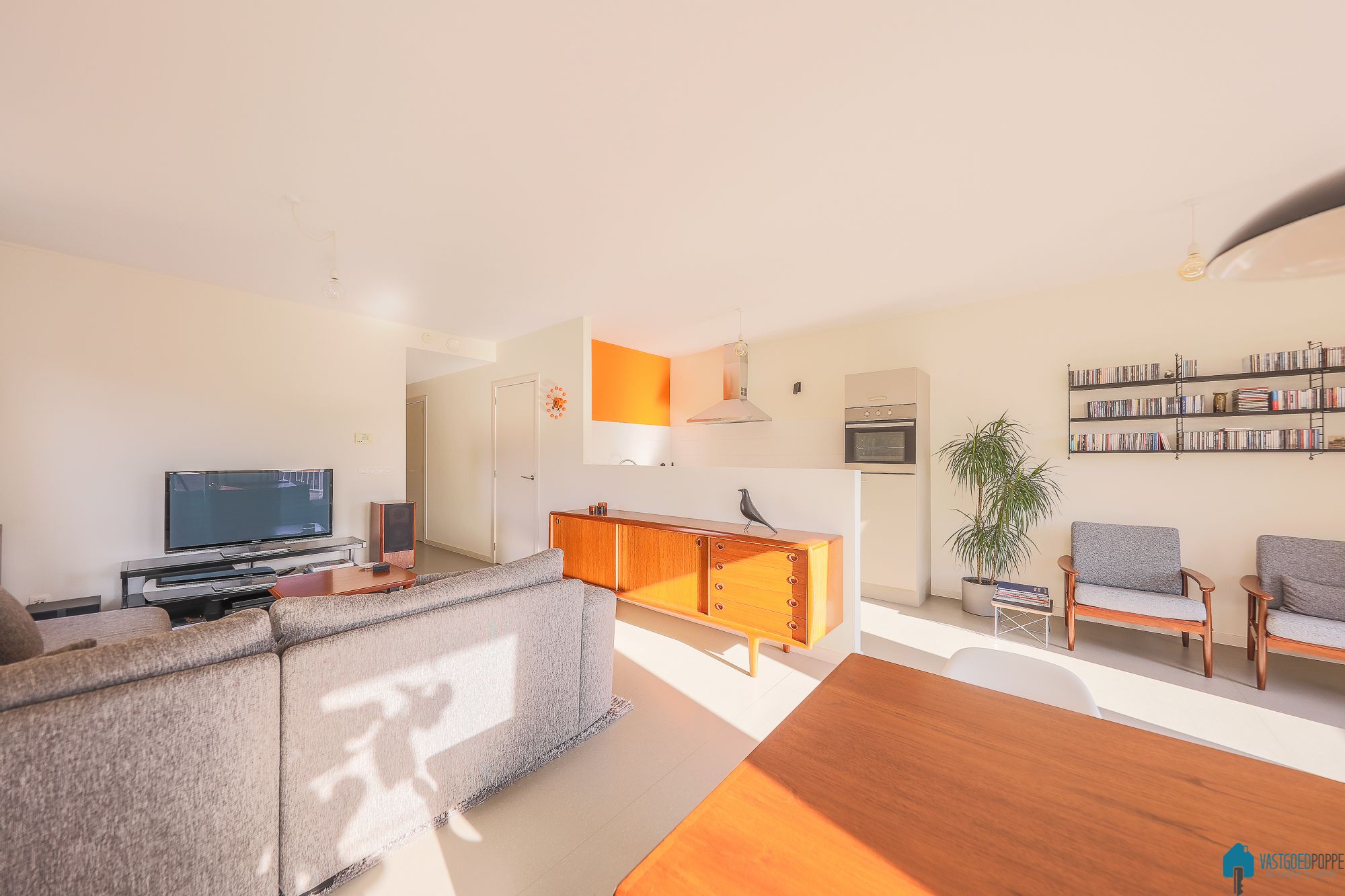 Ruim appartement met 2 slaapkamers foto 2