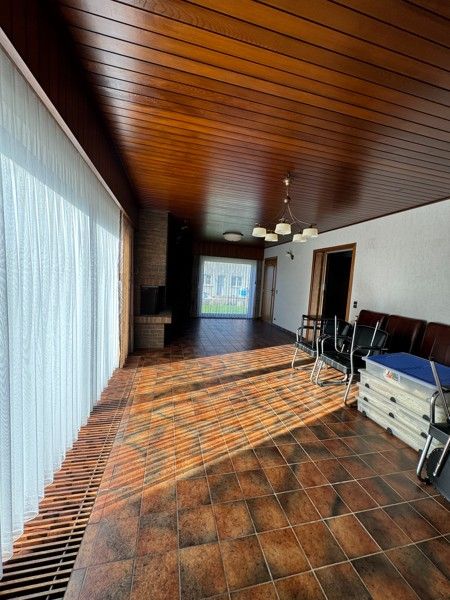 Vrijstaande woning met 5 slaapkamers. foto 21