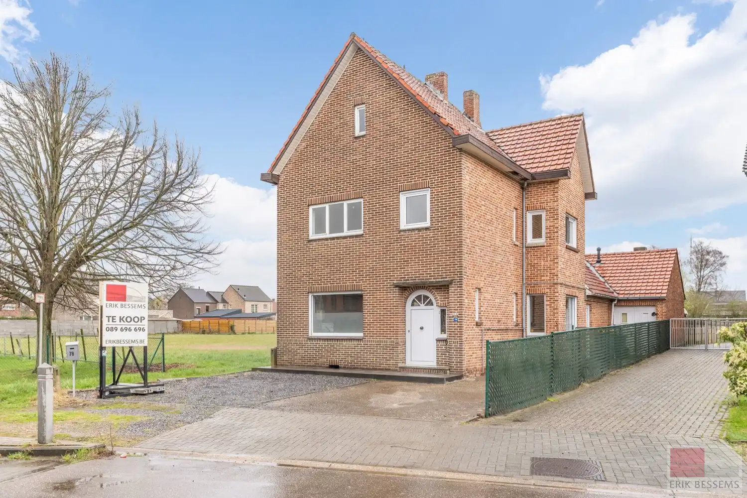 Charmante op te frissen woning met veel potentieel, met een woonoppervlakte van 169 m² foto 36