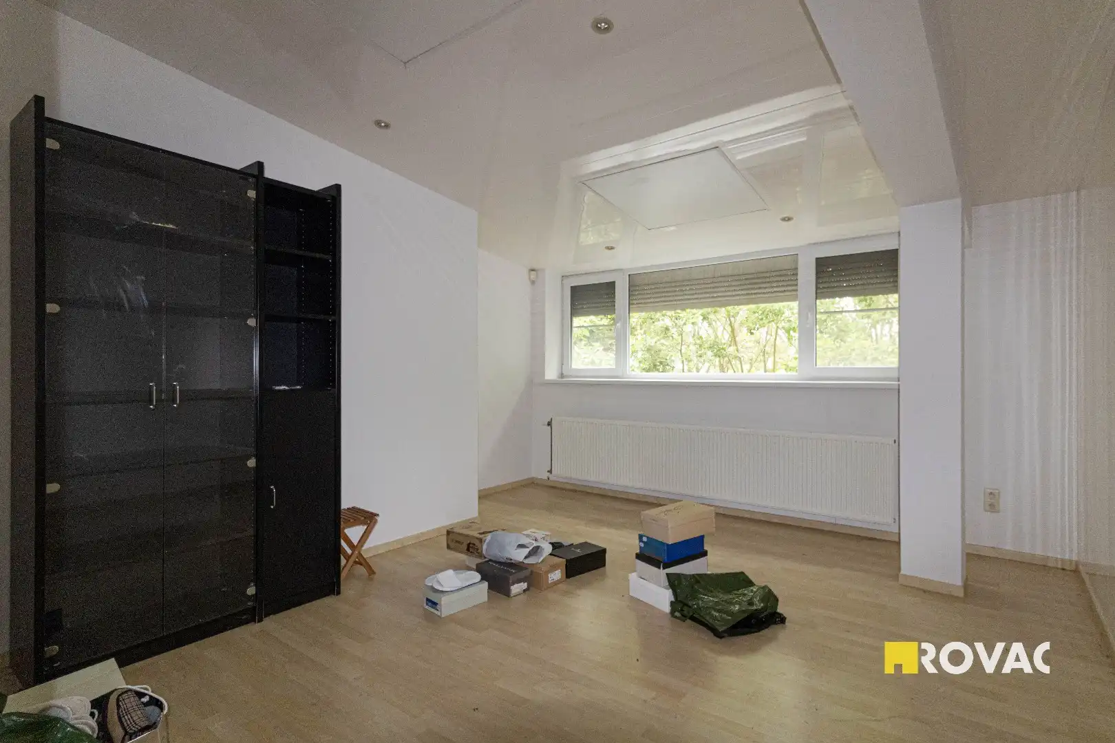 Ruime alleenstaande loftwoning met garage/opslagplaats foto 15