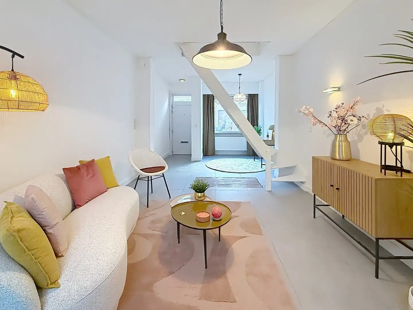 Gezellige gerenoveerde rijwoning met 3 slaapkamers in Kortrijk foto 2