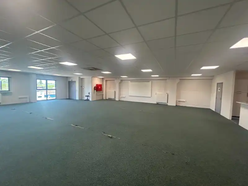 Kantoor van 213 m² op toplocatie Mariakerke (Gent) foto 5