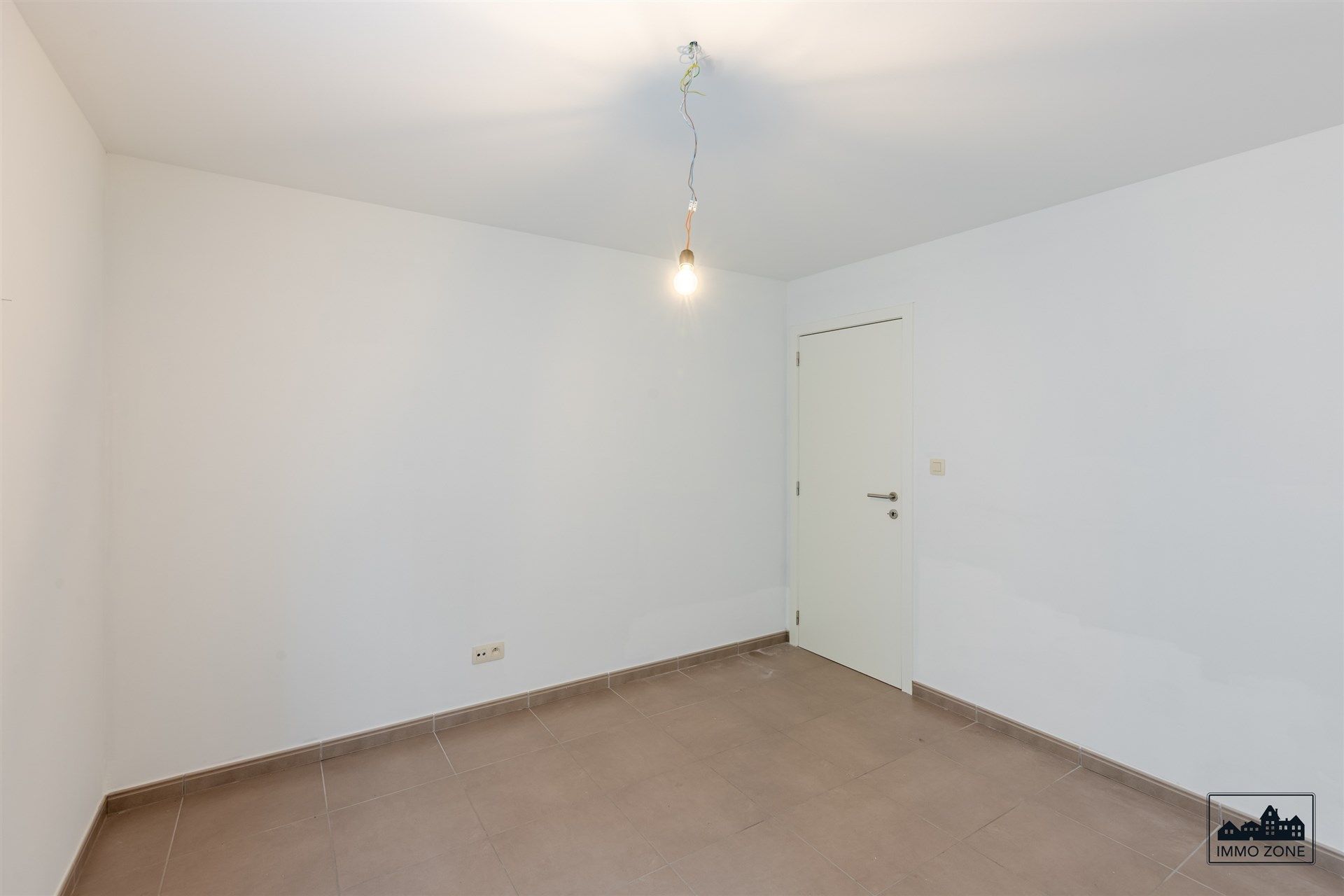 Gelijkvloers modern appartement in centrum Wetteren foto 13