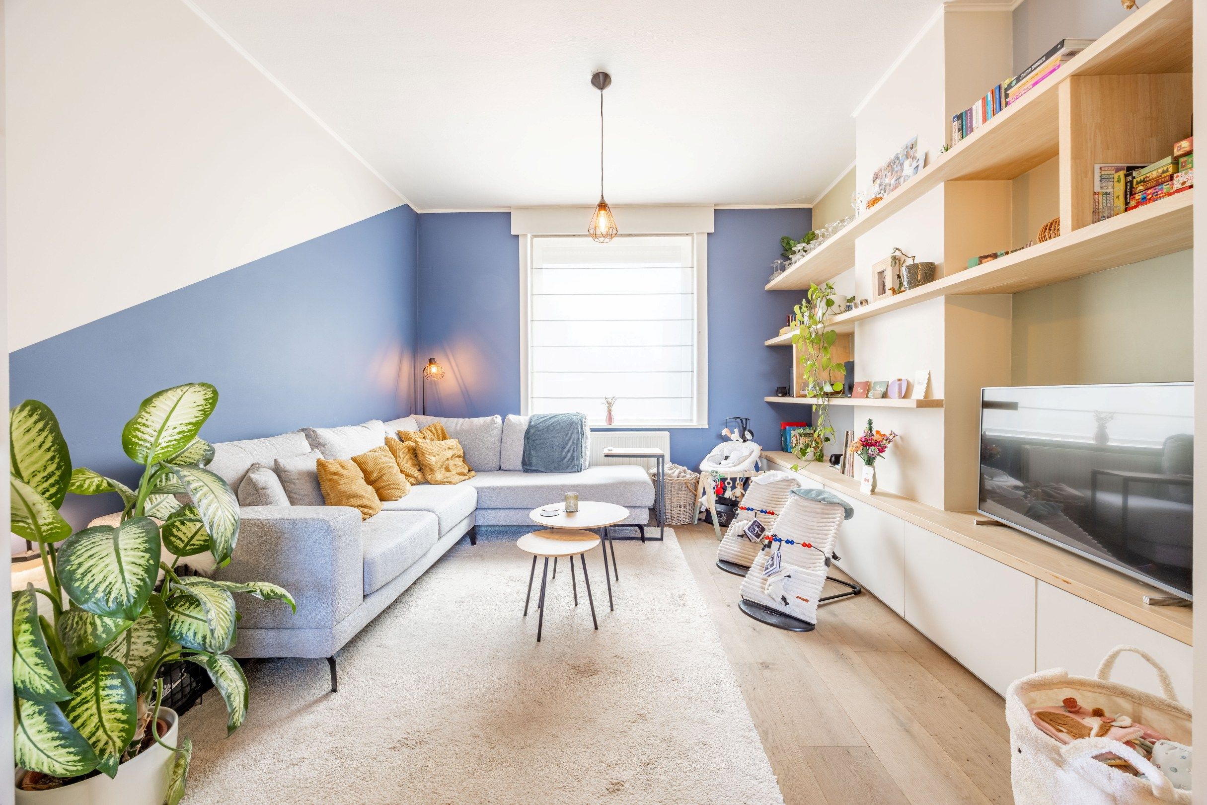 Gerenoveerde rijwoning met tuin foto 8