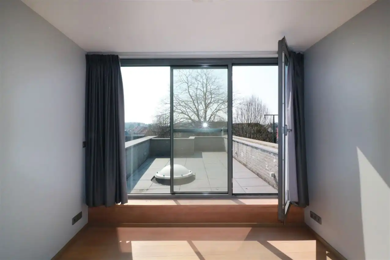 Moderne stadswoning met groot dakterras te midden van centrum foto 14