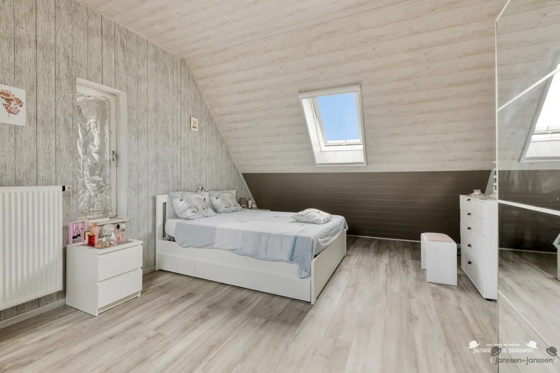 Ruime energiezuinige gezinswoning met 4 slaapkamers nabij het centrum van Zonhoven foto 21